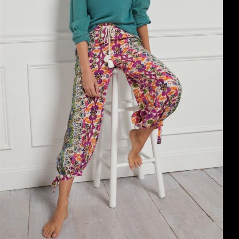Anthropology Harem Pants size medium